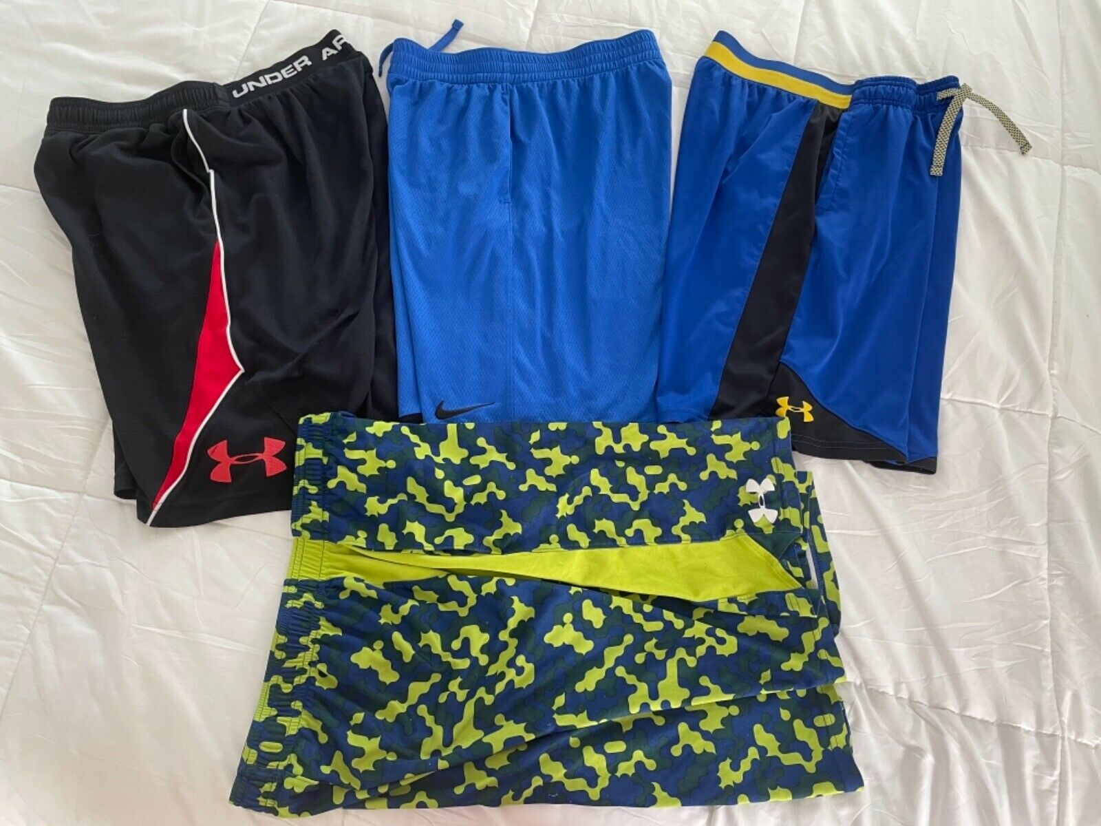 Lot of 4 Under Armour Nike Dri Fit Boys Athletic Shorts Size Youth XL Basketball